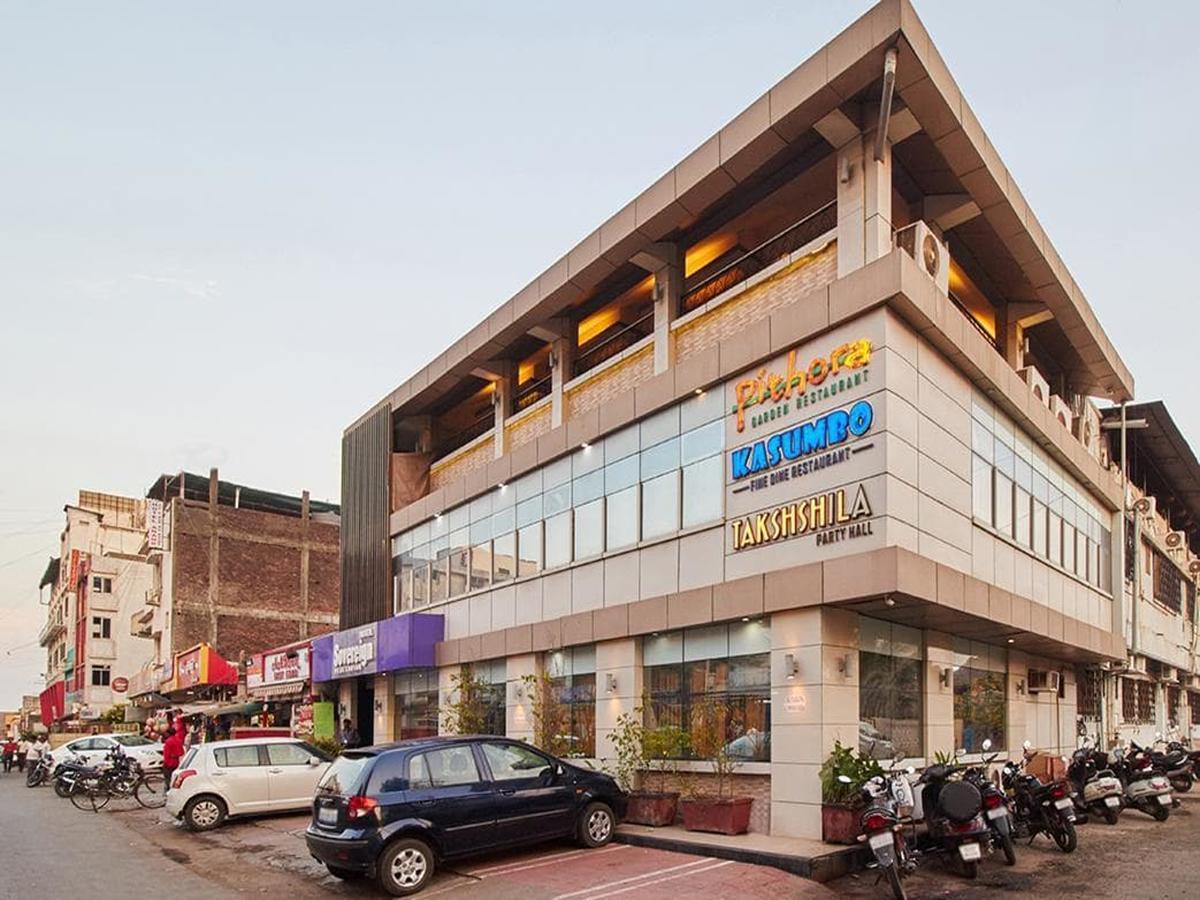 Hotel Sovereign Daman Exteriér fotografie
